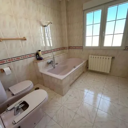 Villa Con Piscina Privada En Torrevieja