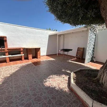 Con Piscina Privada En Torrevieja